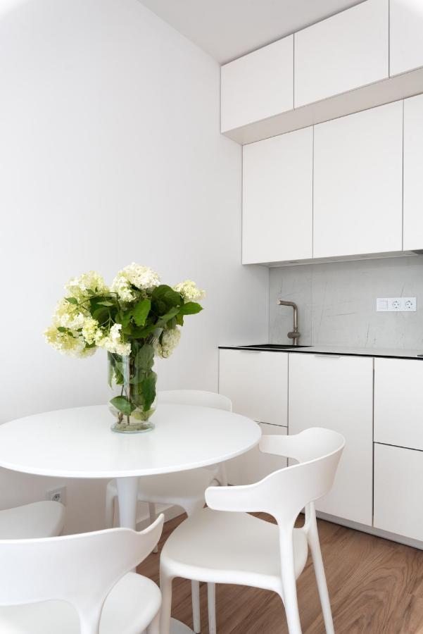 Brand New And Modern 1Bdr Apartment VNO Eksteriør billede